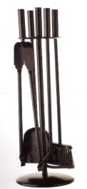 ZOGOMETAL FIREPLACE TOOL HOLDER 4PCS BLACK 1230D ZOGOMETAL ΣΕΤ ΕΡΓΑΛΕΙΩΝ ΤΖΑΚΙΟΥ ΜΕ ΚΡΕΜΑΝΤΑΛΑ 4 ΤΕΜ. ΜΑΥΡΟ 1230D